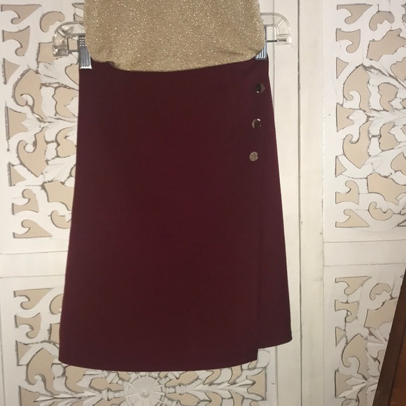 Missguided Skirt💕 + Anne Taylor Top✨ - Picture 4 of 5